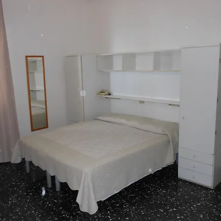 Fanny 2* Alassio